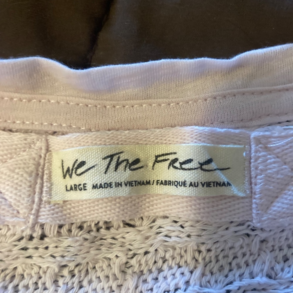 We The Free knit lightweight sweater L - Picture 2 of 2